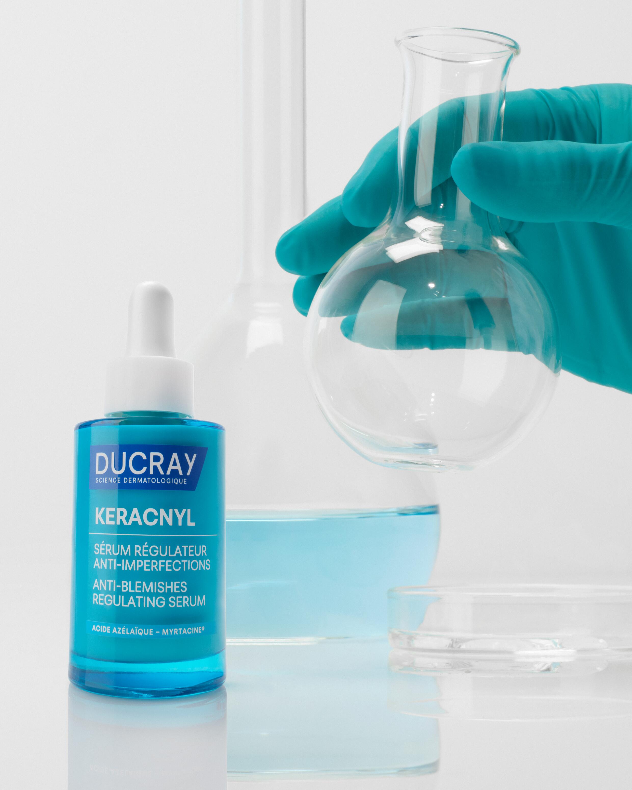 La gamme Ducray  spécialisée pour les peaux  grasses à tendance acnéique